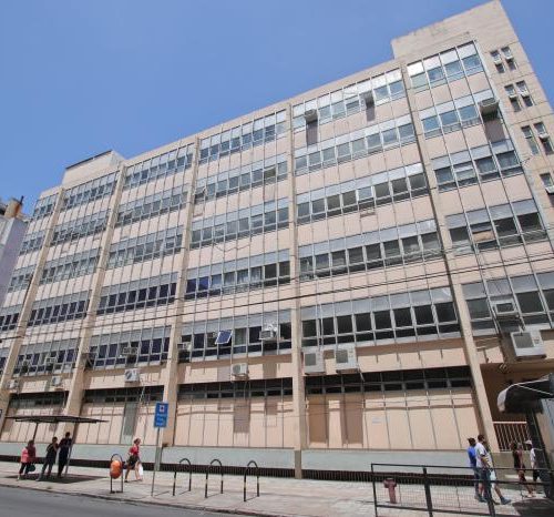 Caxumba em funcionários suspende atendimentos no hospital Presidente Vargas