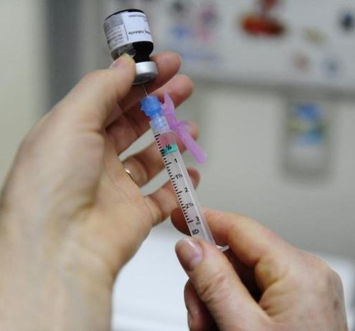 A uma semana para o fim da campanha contra o sarampo e a polio, falta vacinar 35% das crianças em Caxias