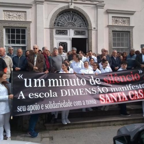 Comunidade faz manifestação em prol da Santa Casa de Pelotas