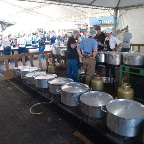 Feijoada garante recursos para hospital de Frederico Westphalen