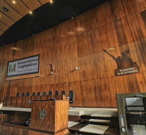 Renovação na Assembleia Legislativa chega a 54%