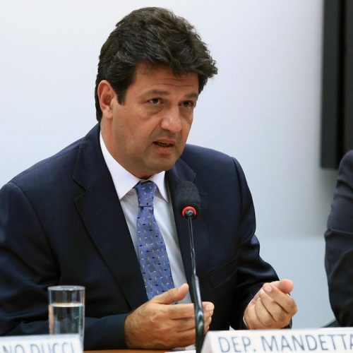 Bolsonaro anuncia deputado Mandetta como futuro ministro da Saúde
