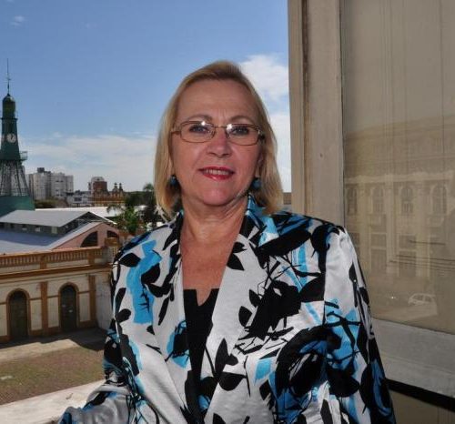 Arita Bergmann deve ser anunciada como secretária da Saúde de Leite