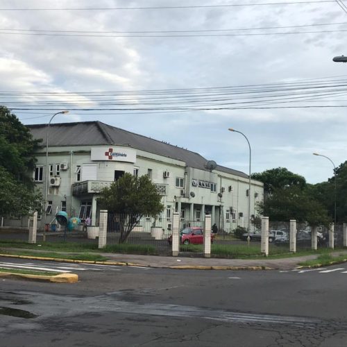Hospital Centenário de São Leopoldo reduz número de leitos e suspende cirurgias não urgentes por 90 dias