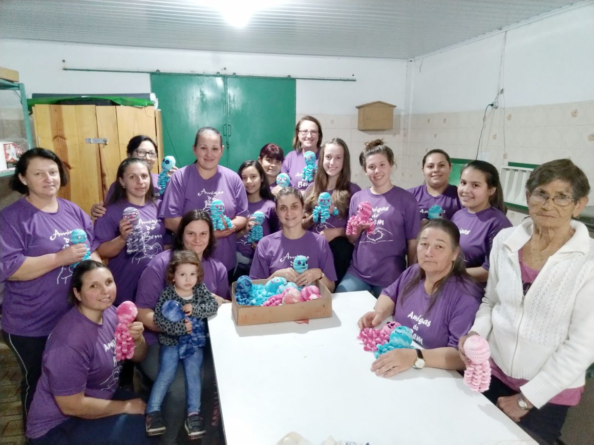 P_20190712_145502 Grupo Amigas do Bem, de Vera Cruz, doa polvinhos ao HSC