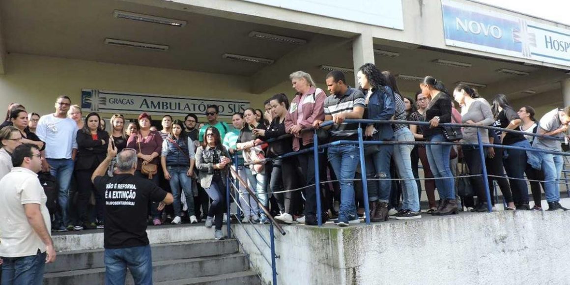 Trabalhadores da saúde vão paralisar atividades em Canoas contra desligamentos sem indenização