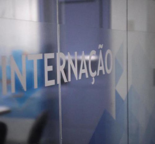 Secretária promete aplicação de mínima de 12% da receita do Estado em saúde até fim de 2019