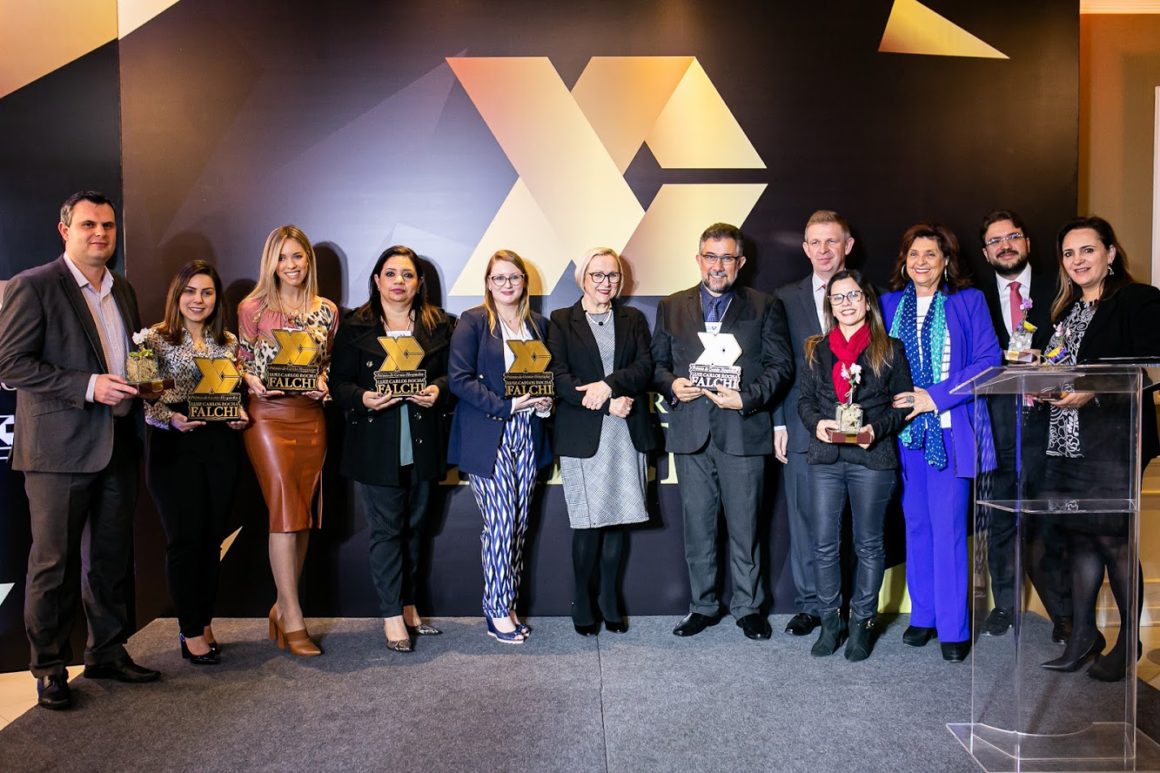 Federação das Santas Casas do Rio Grande do Sul entrega o Prêmio Luiz Carlos Rocha Falchi de Gestão