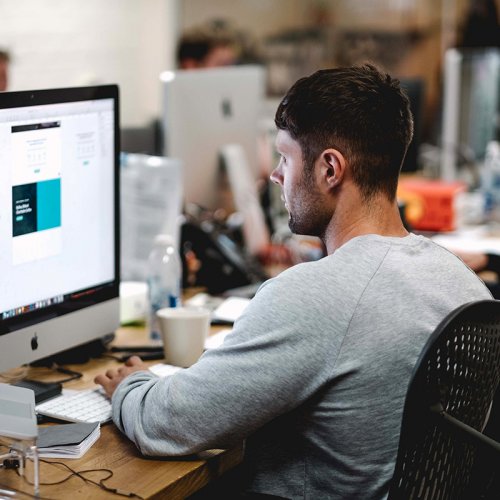 Na contramão do fechamento de vagas, postos intermitentes cresceram desde a lei trabalhista