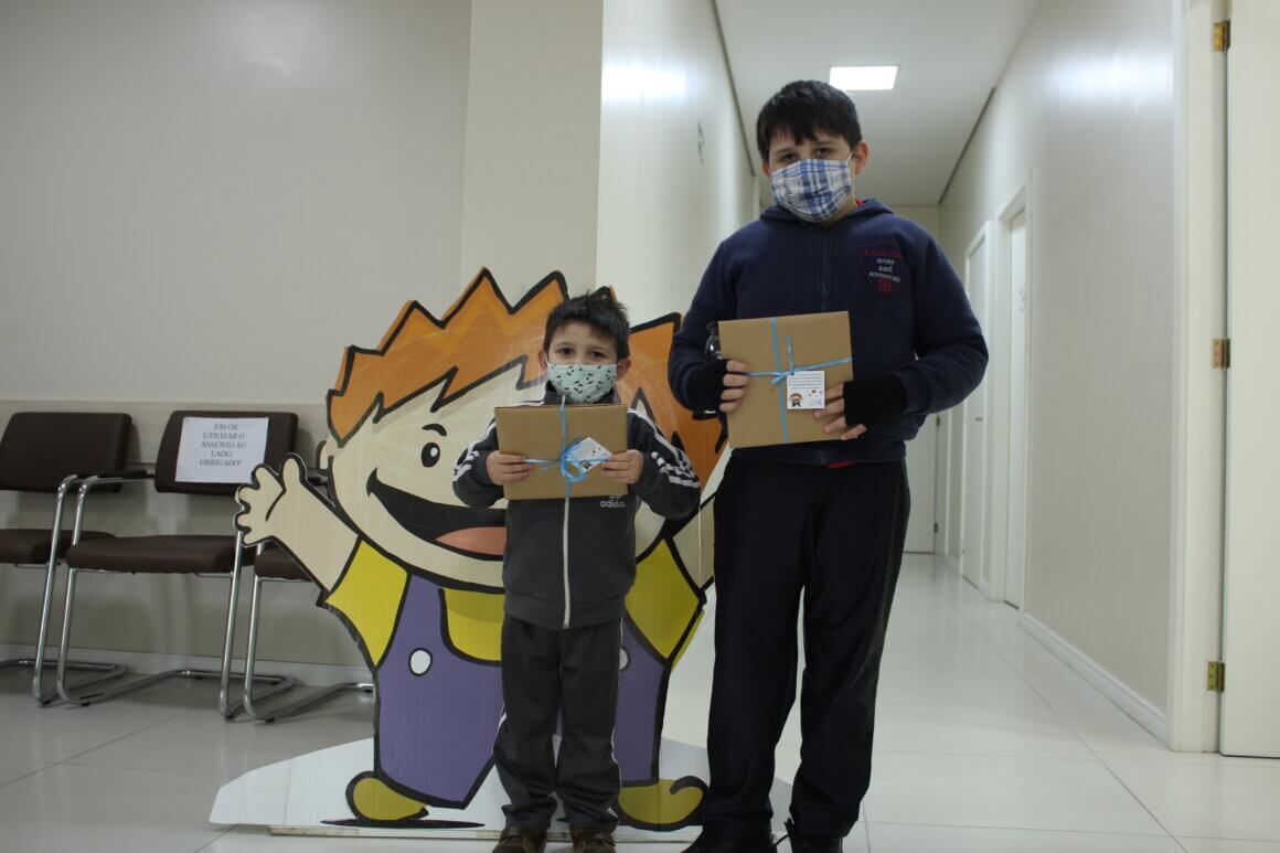 Mês da Criança dá direito a um livro infantil no Centro de Especialidades Hospital Santa Cruz
