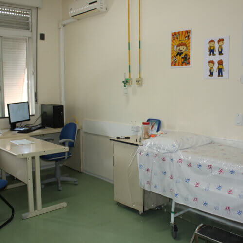 Hospital Santa Cruz conta com plantão pediátrico para convênios e particular