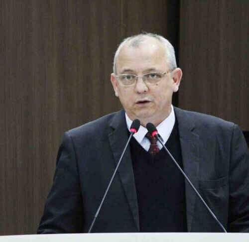 “Estamos enxergando que, logo à frente, teremos um colapso do sistema de saúde”