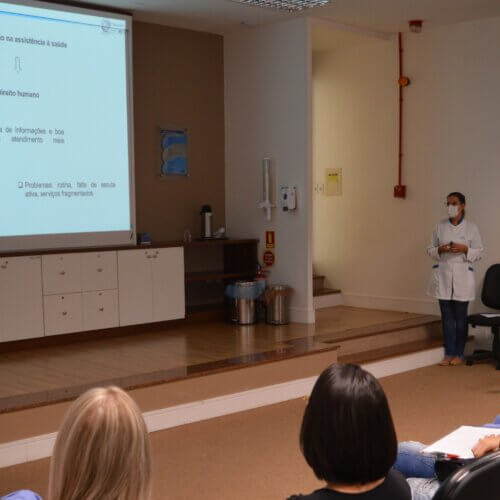 DSC_4327 Profissionais da UTI revisam técnicas de “Comunicação de Más Notícias”