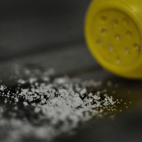 sal_saleiro_agenciabrasil161012_mca4478 Redução de sódio nos alimentos pode prevenir 2,6 mil mortes em 20 anos