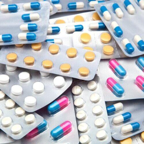 Dosagem errada e uso em excesso de paracetamol podem causar hepatite medicamentosa e até a morte, alerta Anvisa