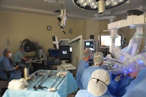 Investimento em cirurgia robótica marca ano de 2021 na Santa Casa de Porto Alegre
